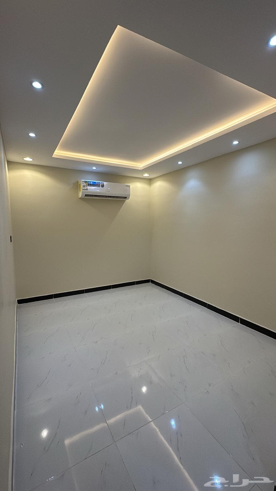 5 bedroom villa in Al Mahdiyyah 3