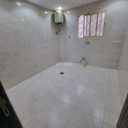 2 bedroom apartment in Al Aziziyah 1