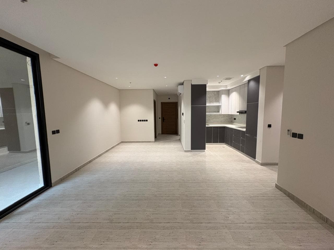 3 bedroom apartment in Irqah 1