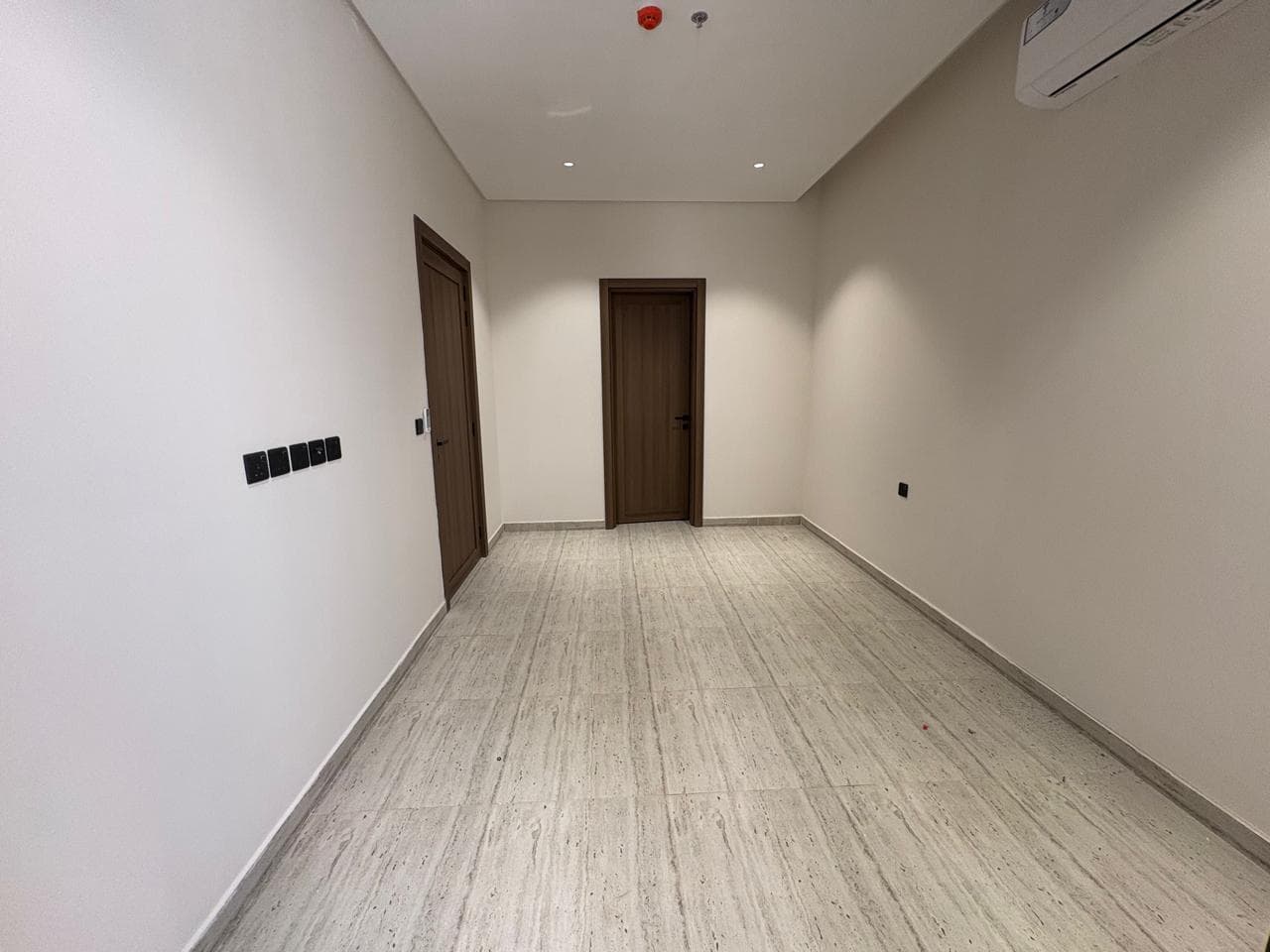 3 bedroom apartment in Irqah 3