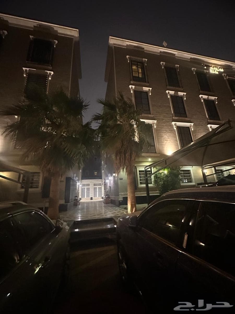 5 bedroom apartment in Al Yasmin 3