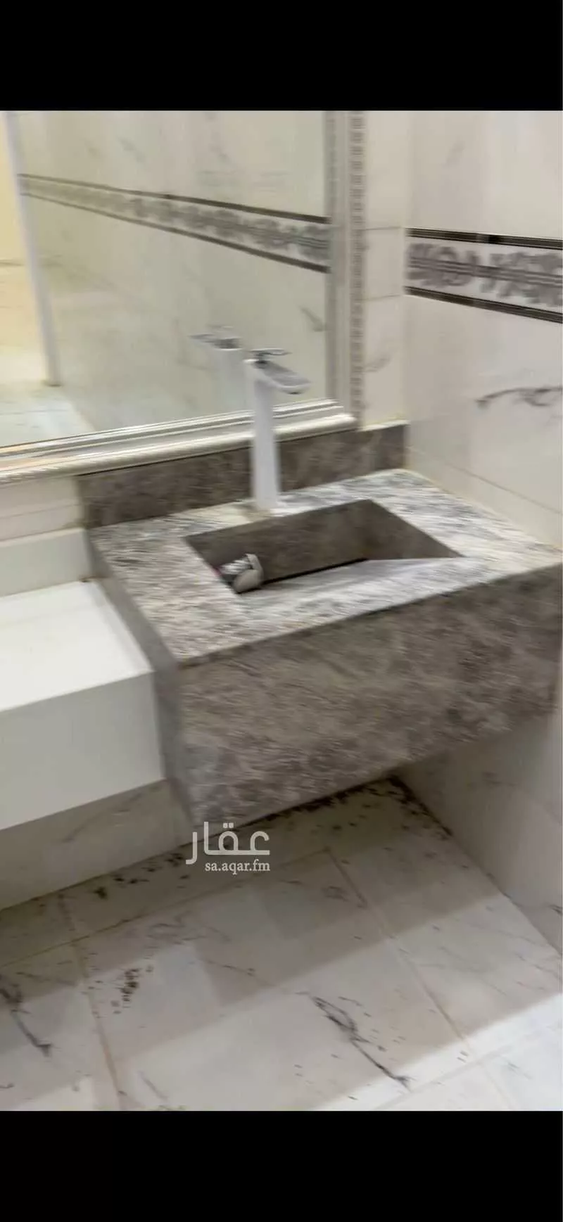 7 bedroom floor in Al Qairawan 3