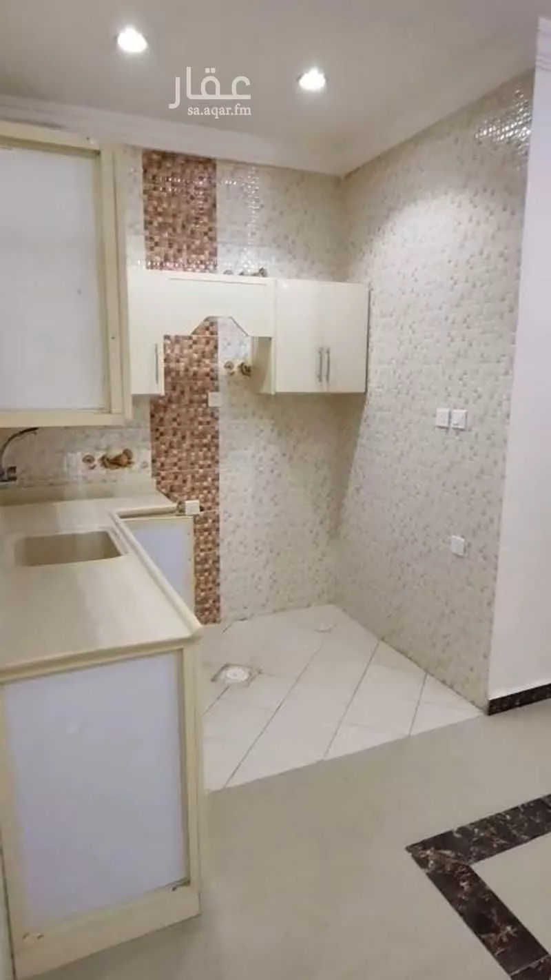 3 bedroom apartment in Mishrifah 8