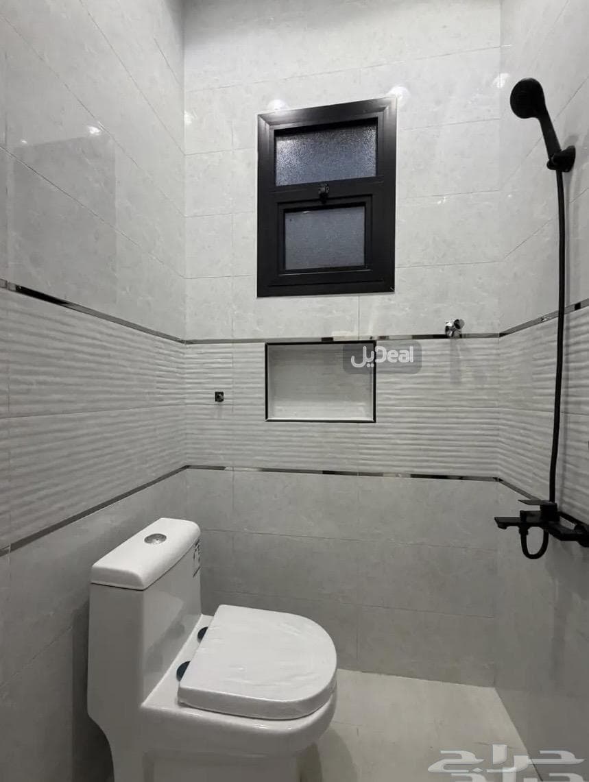 5 bedroom villa in السحاب 10