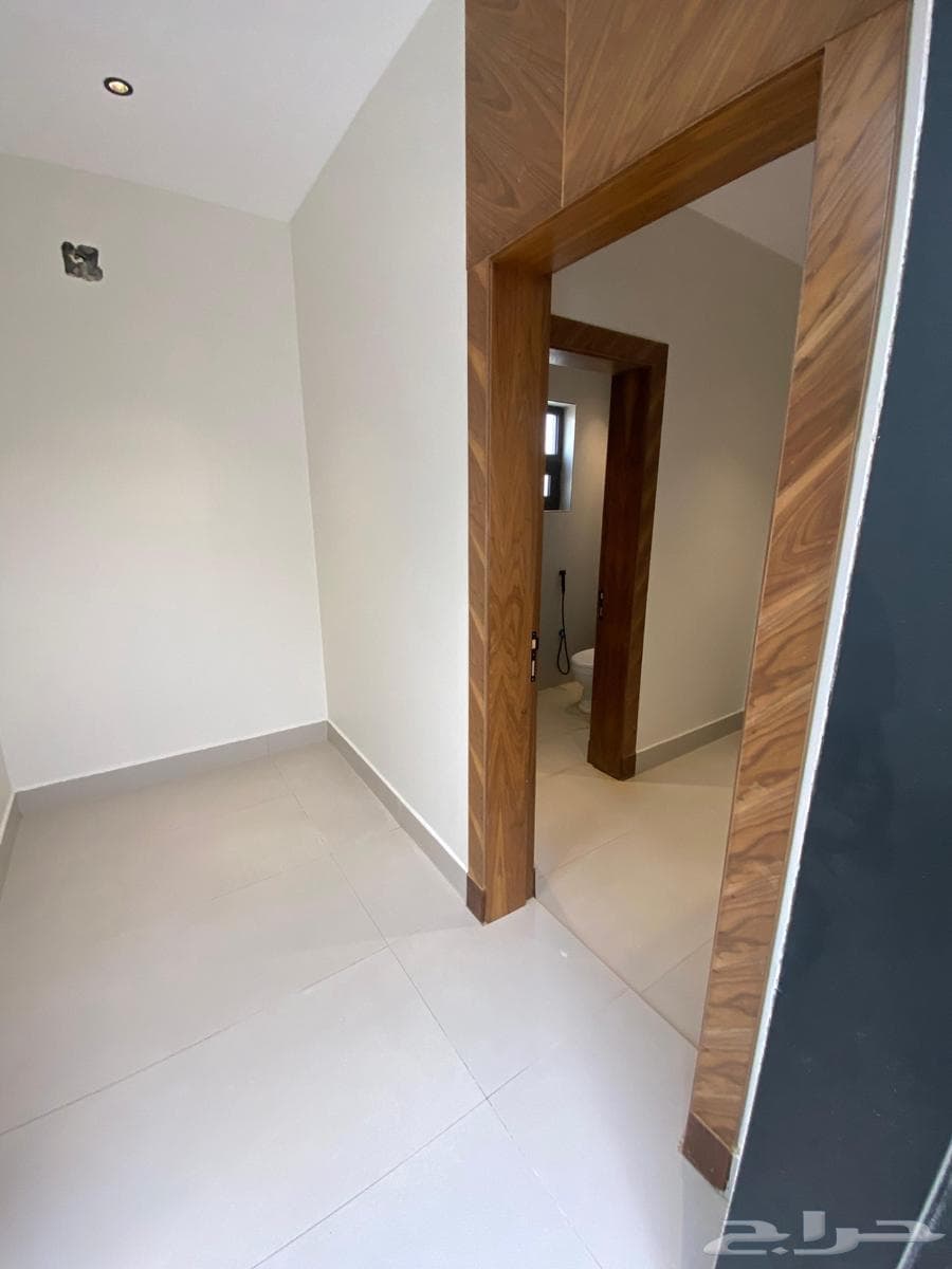 5 bedroom villa in Al Mahdiyyah 5