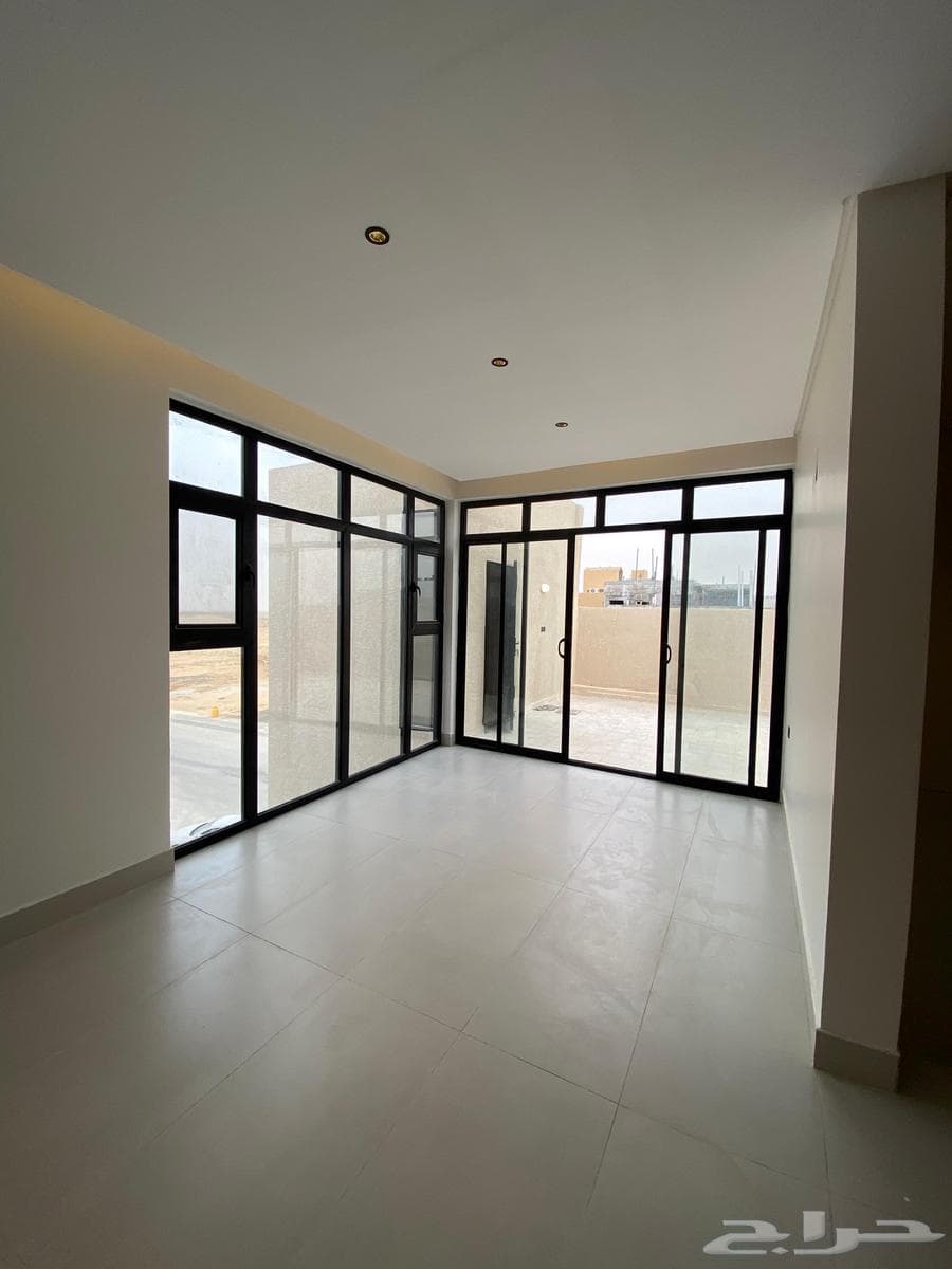 5 bedroom villa in Al Mahdiyyah 7