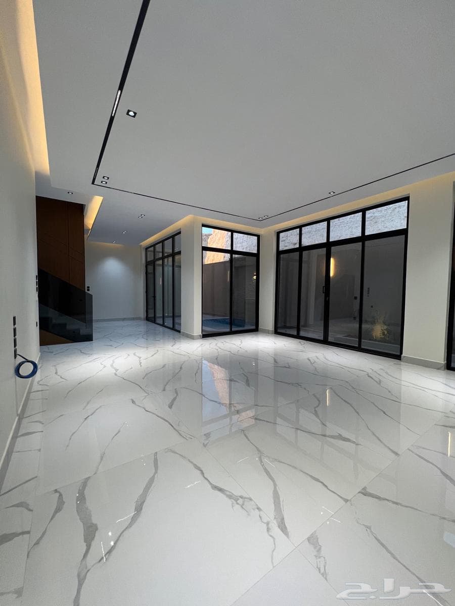 6 bedroom villa in Al Narjis 21