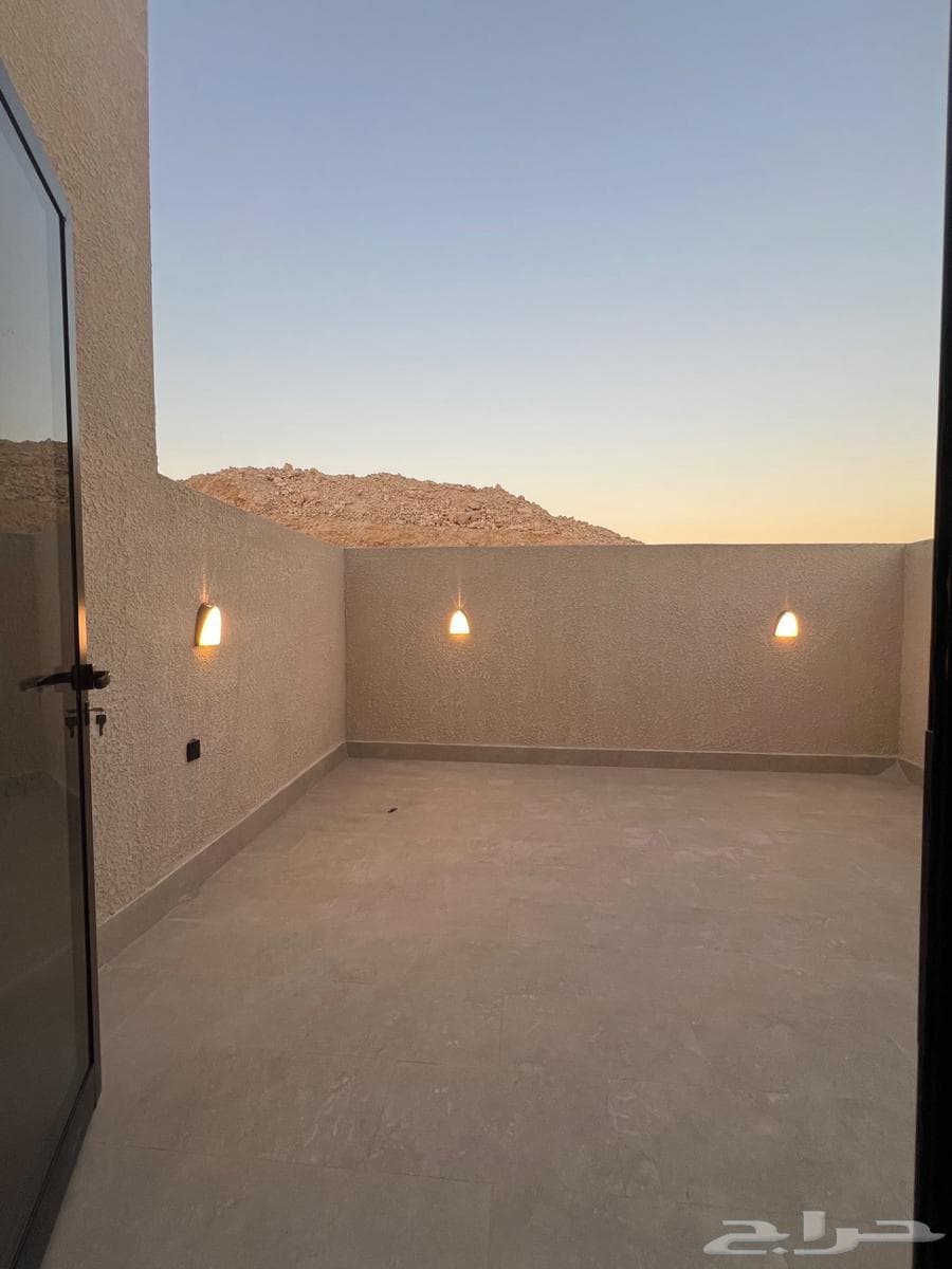 6 bedroom villa in Al Narjis 27