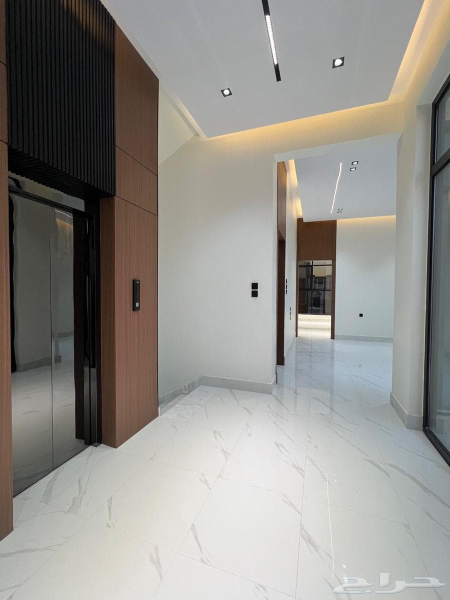 6 bedroom villa in Al Narjis 28