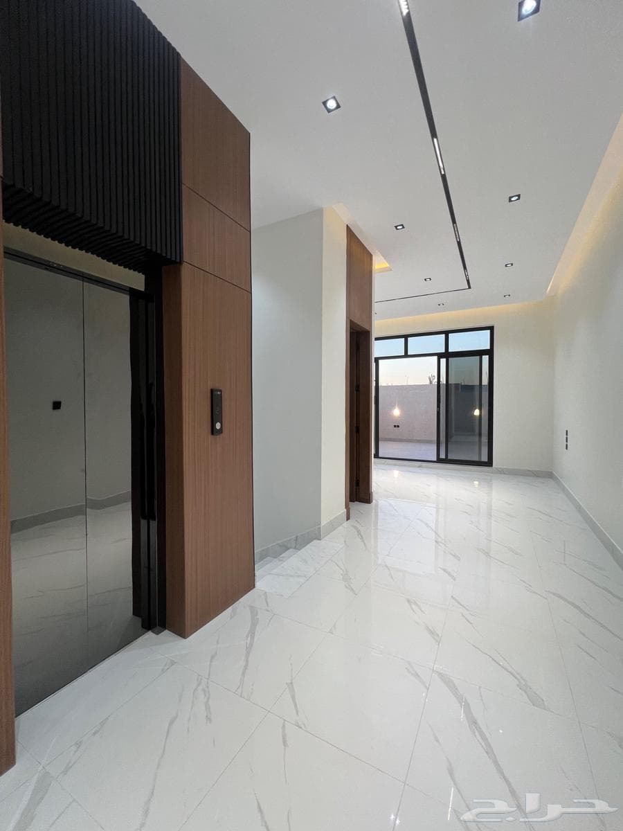 6 bedroom villa in Al Narjis 34