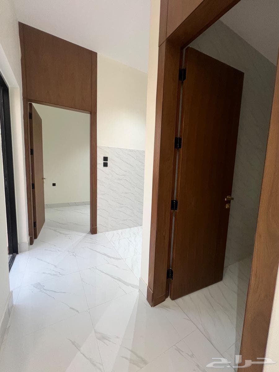 6 bedroom villa in Al Narjis 46