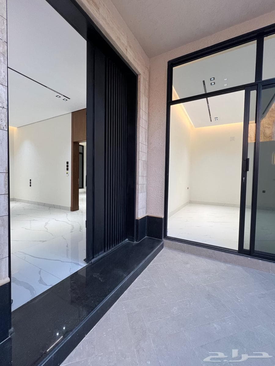 6 bedroom villa in Al Narjis 6