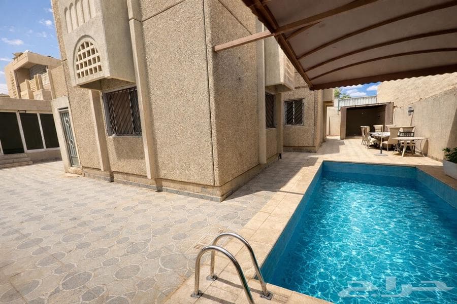 6 bedroom villa in Al Jazirah 1