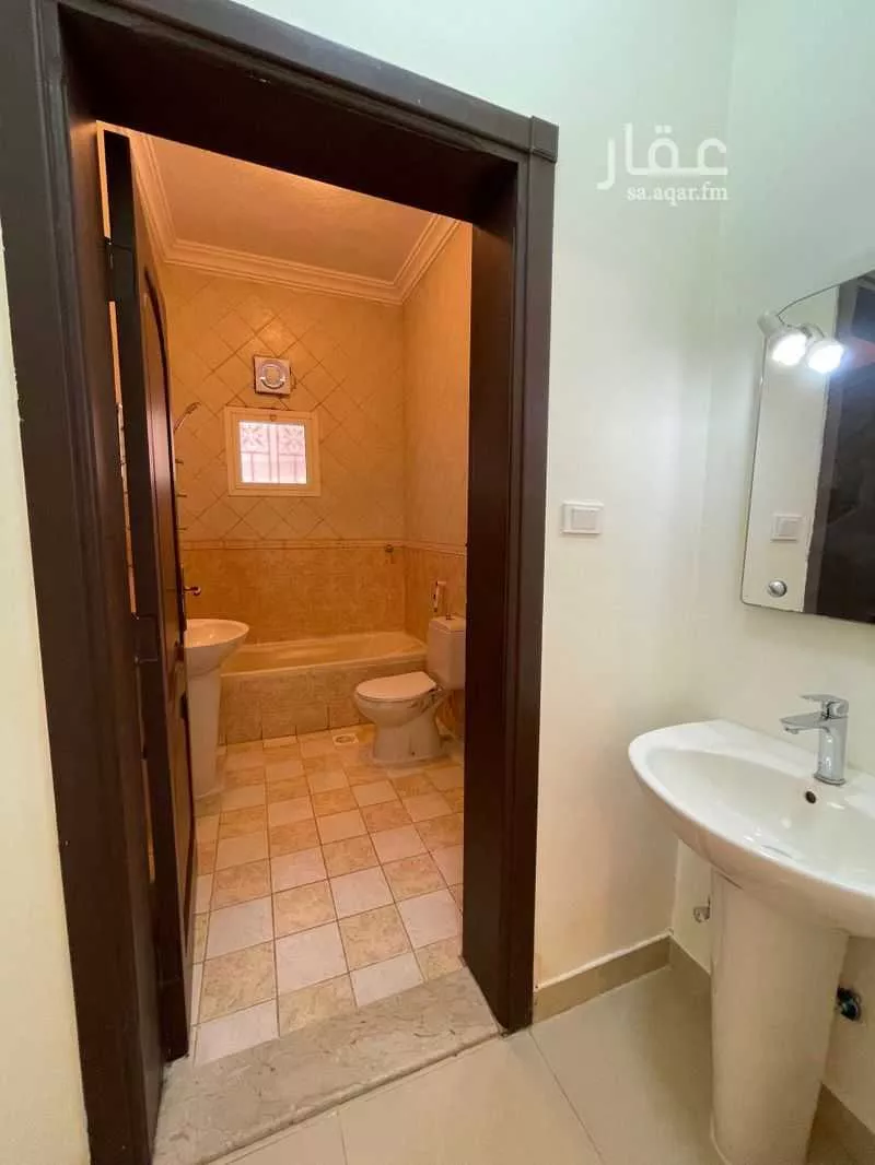 5 bedroom apartment in Al Naeem 8