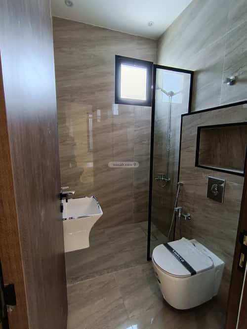 5 bedroom floor in Al Rimal 1