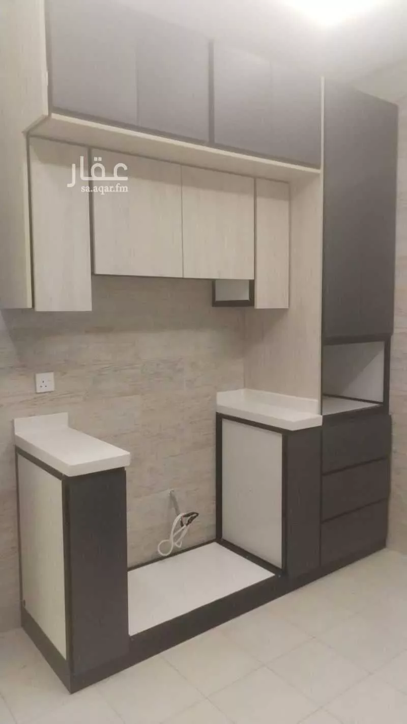 4 bedroom apartment in Al Salamah 5