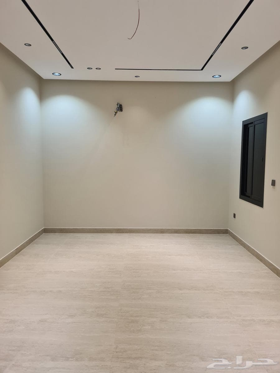 4 bedroom apartment in Az Zomorod 3