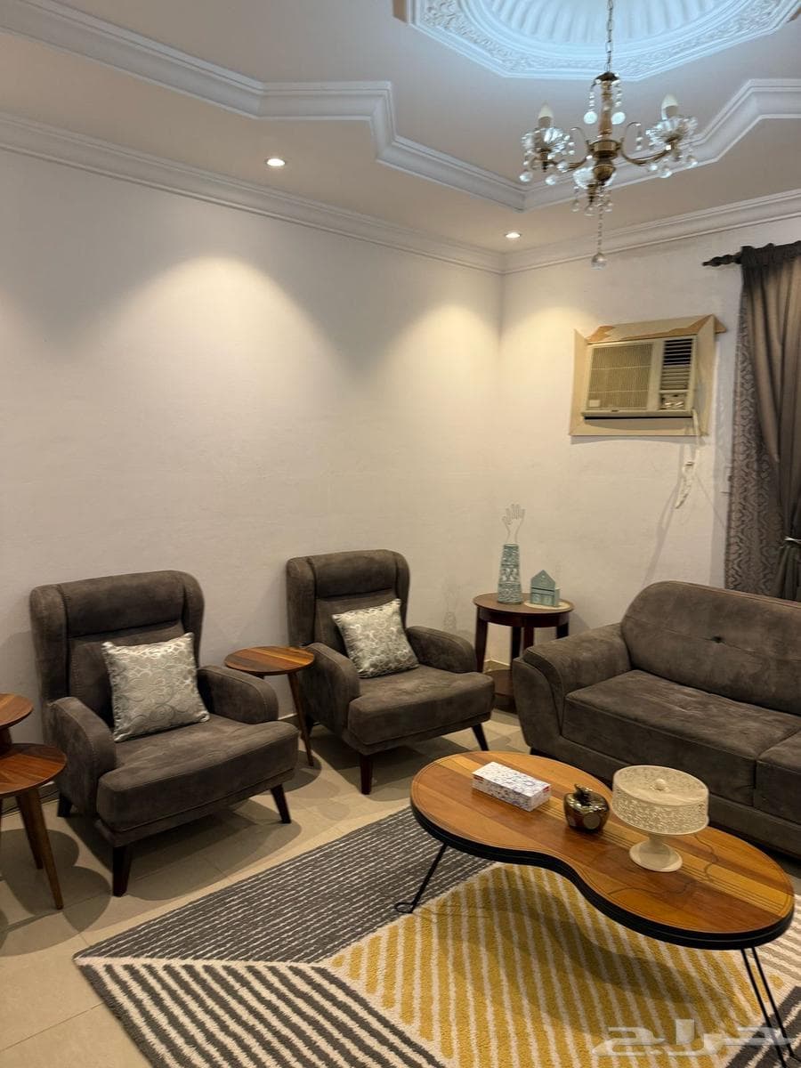 4 bedroom apartment in Al Safa 15