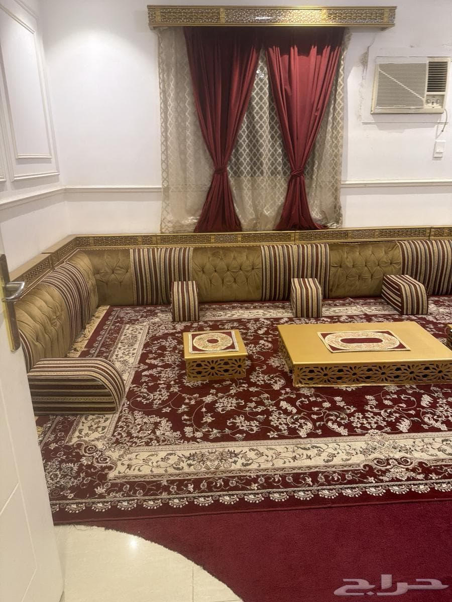 4 bedroom apartment in Al Safa 18