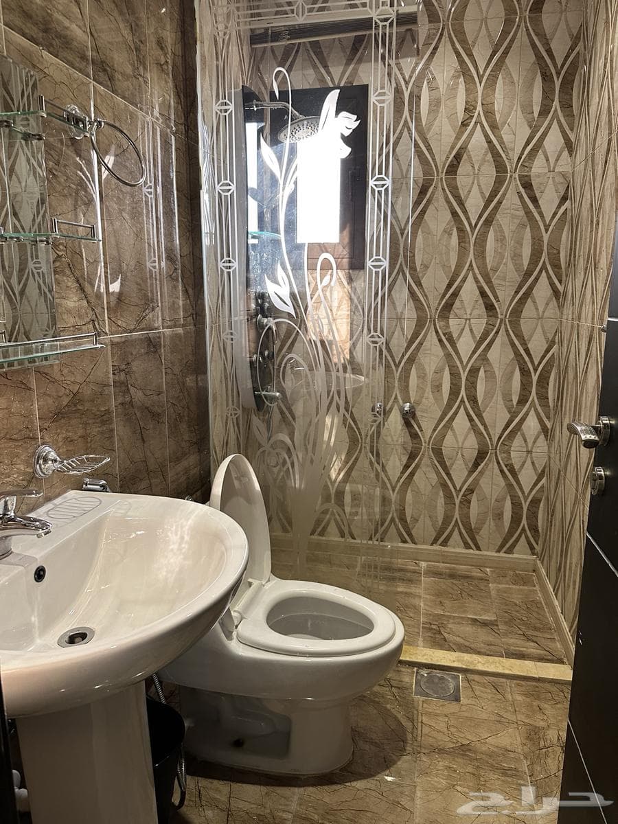 3 bedroom apartment in Al Rawdah 16