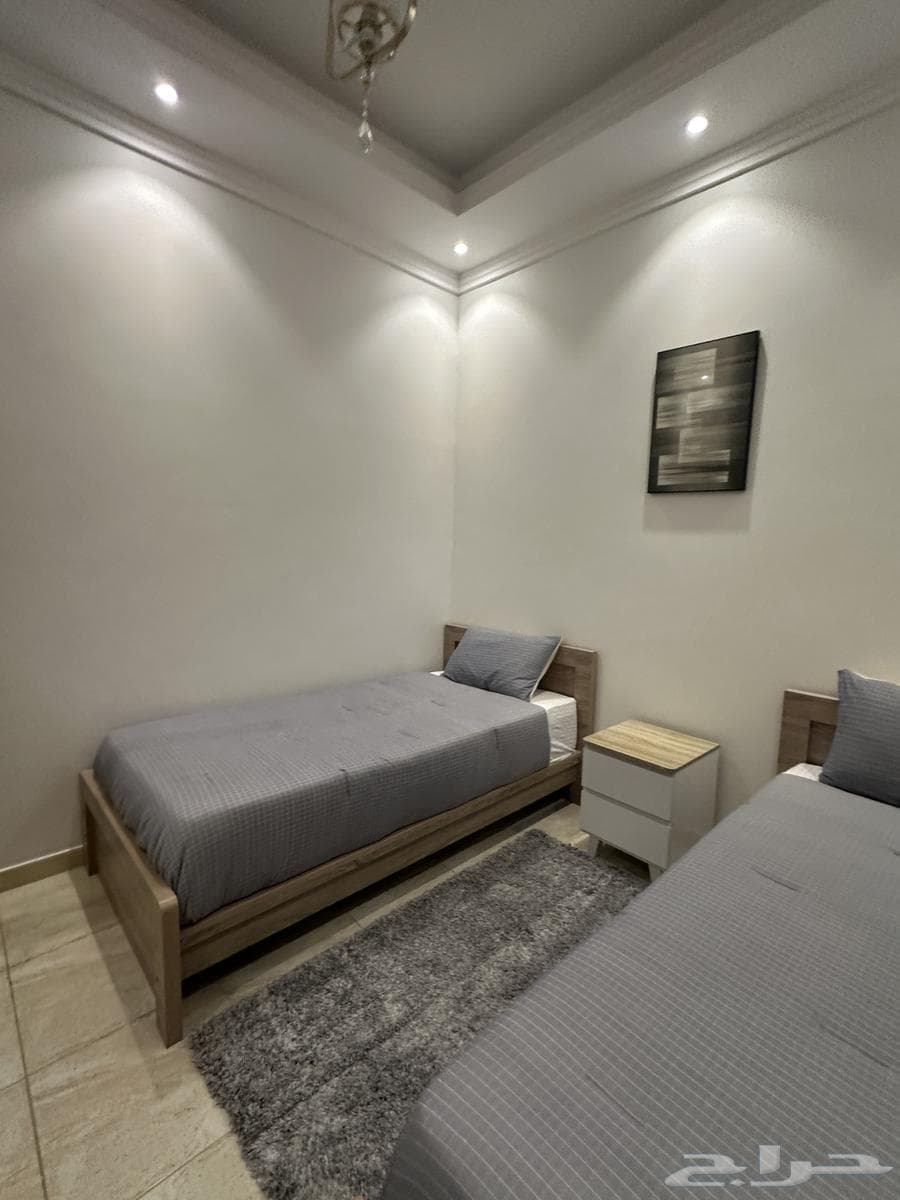 3 bedroom apartment in Al Rawdah 9