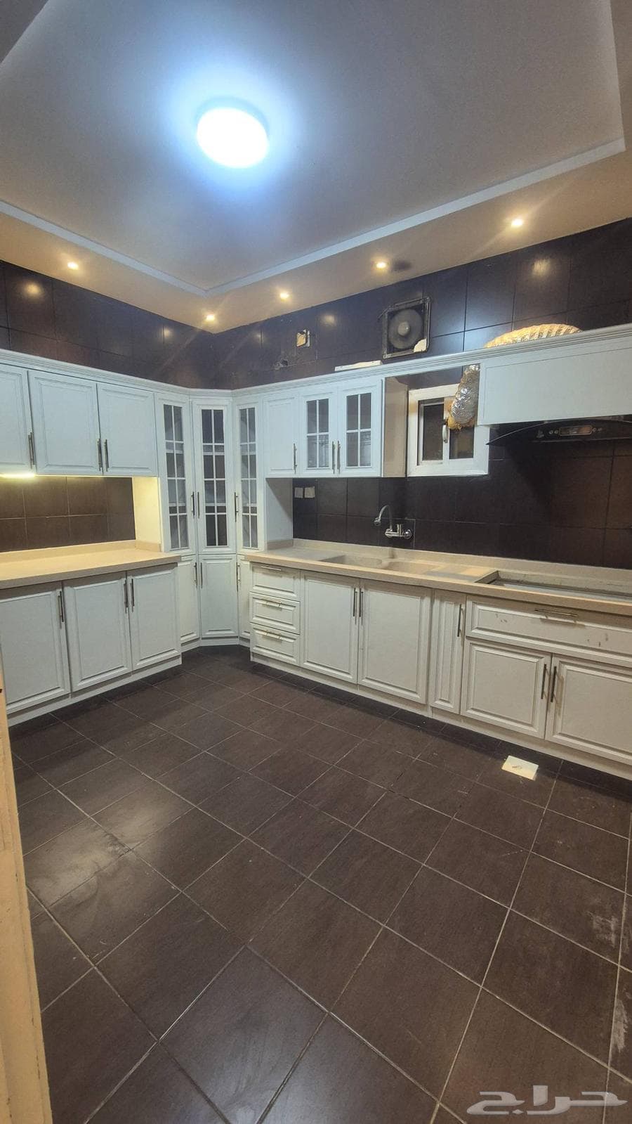 5 bedroom apartment in Al Nuzhah 3