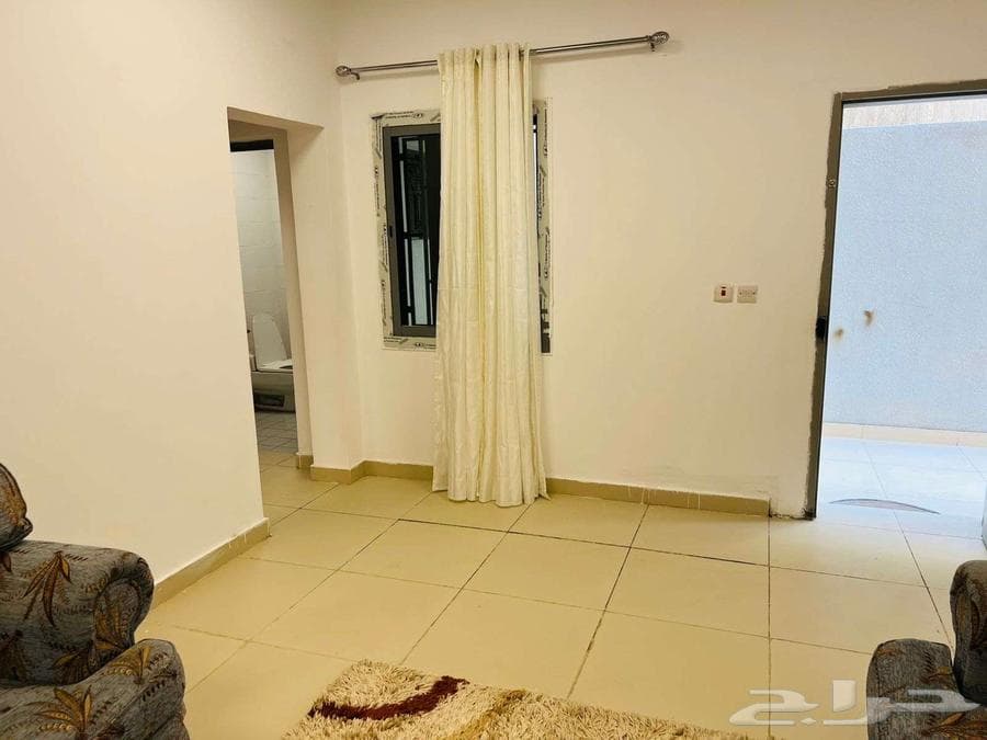 2 bedroom apartment in Al Yaqout 4