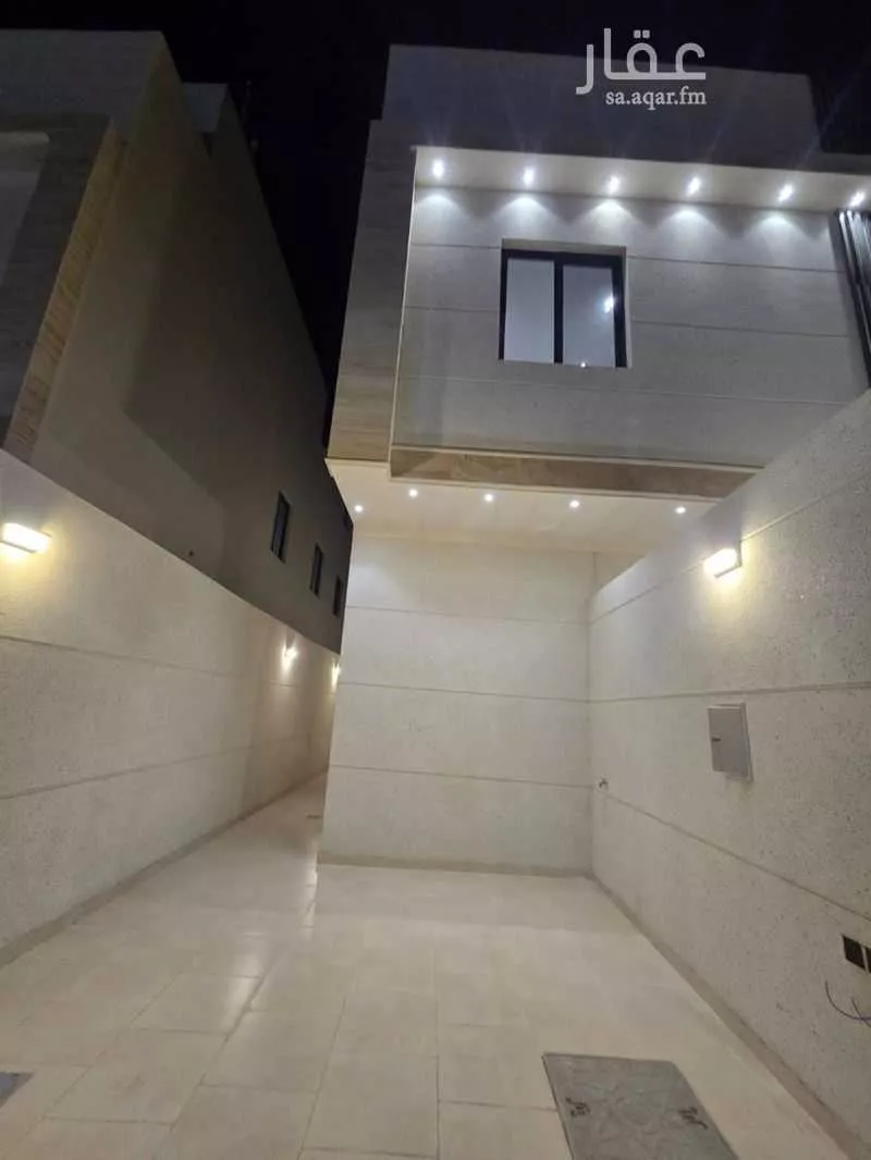 5 bedroom villa in Okaz 2