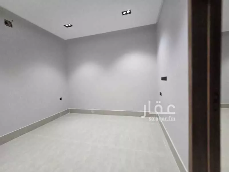 5 bedroom villa in Okaz 8