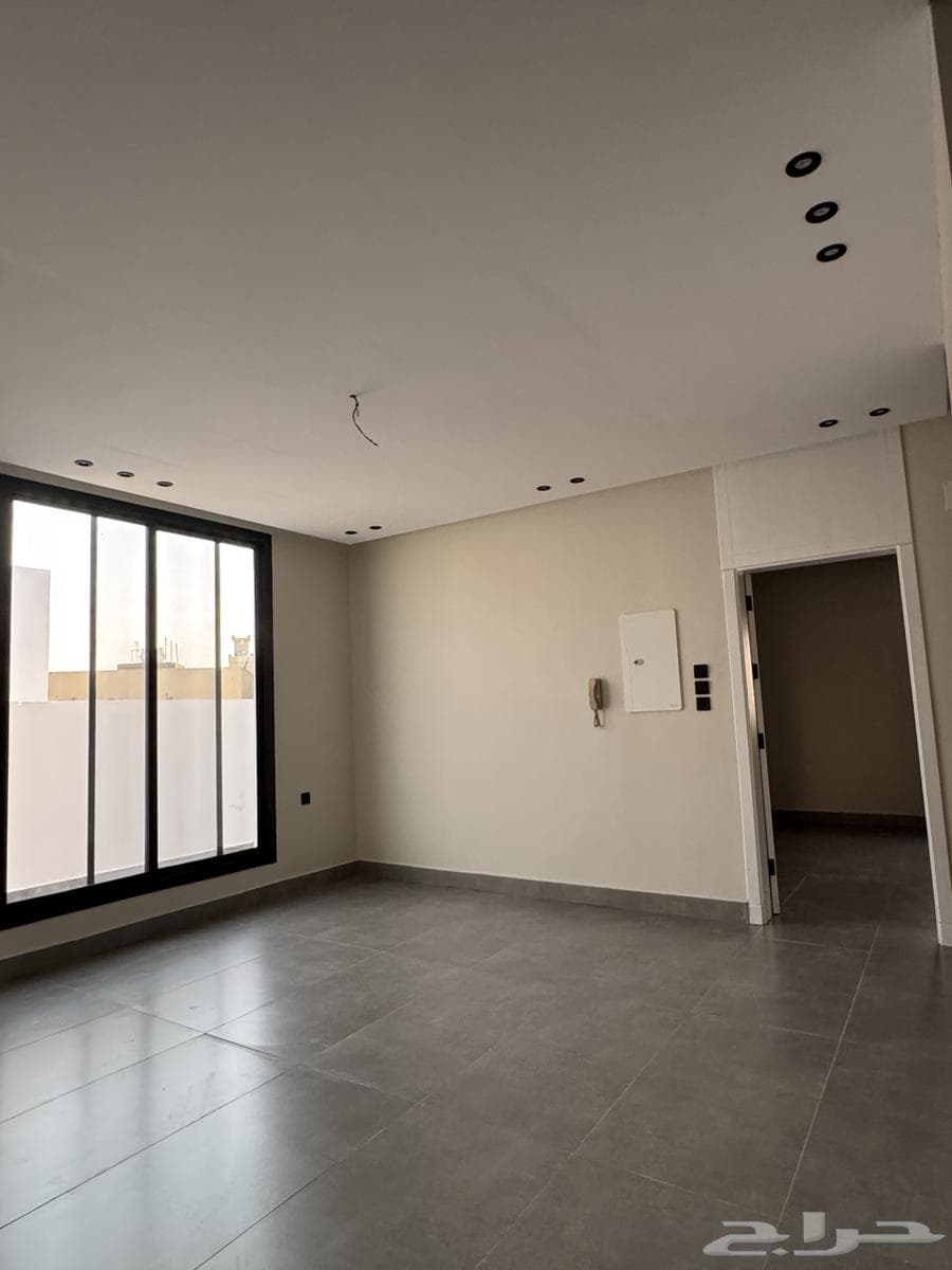 7 bedroom villa in Al Khumrah 18