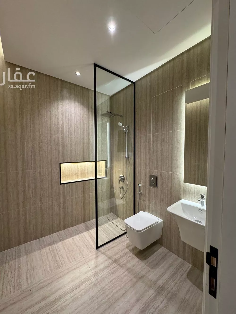 2 bedroom apartment in As Saif 8