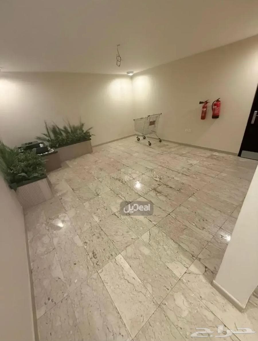 2 bedroom apartment in East Beach 4