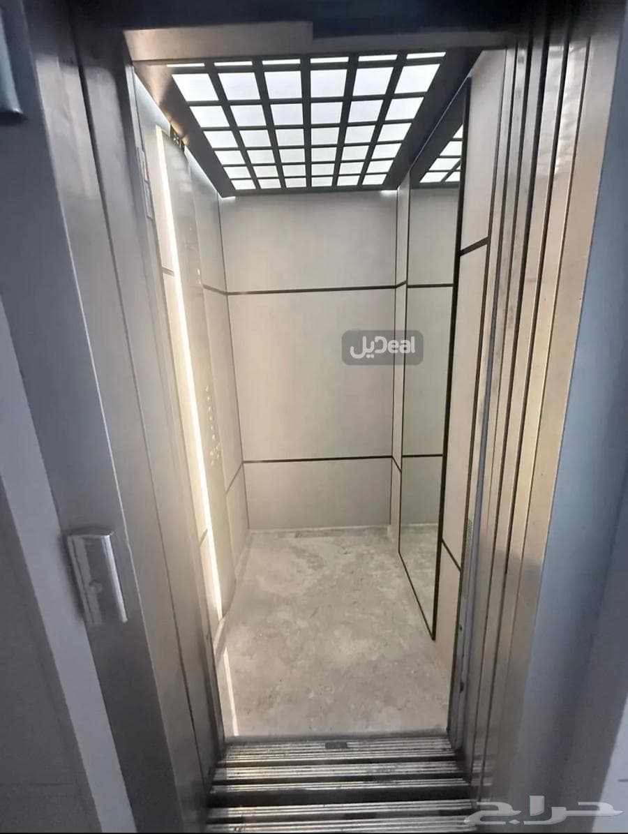 2 bedroom apartment in East Beach 7