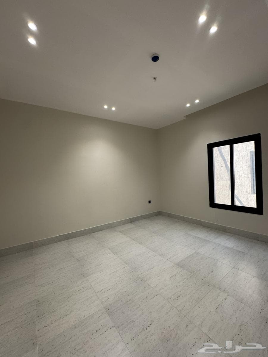 3 bedroom apartment in Al Hamra 18