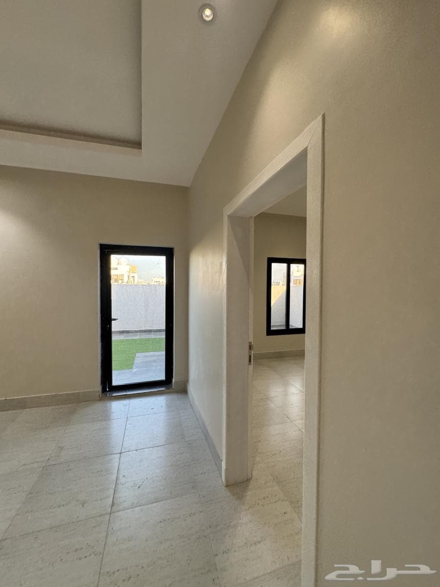 3 bedroom apartment in Al Hamra 8