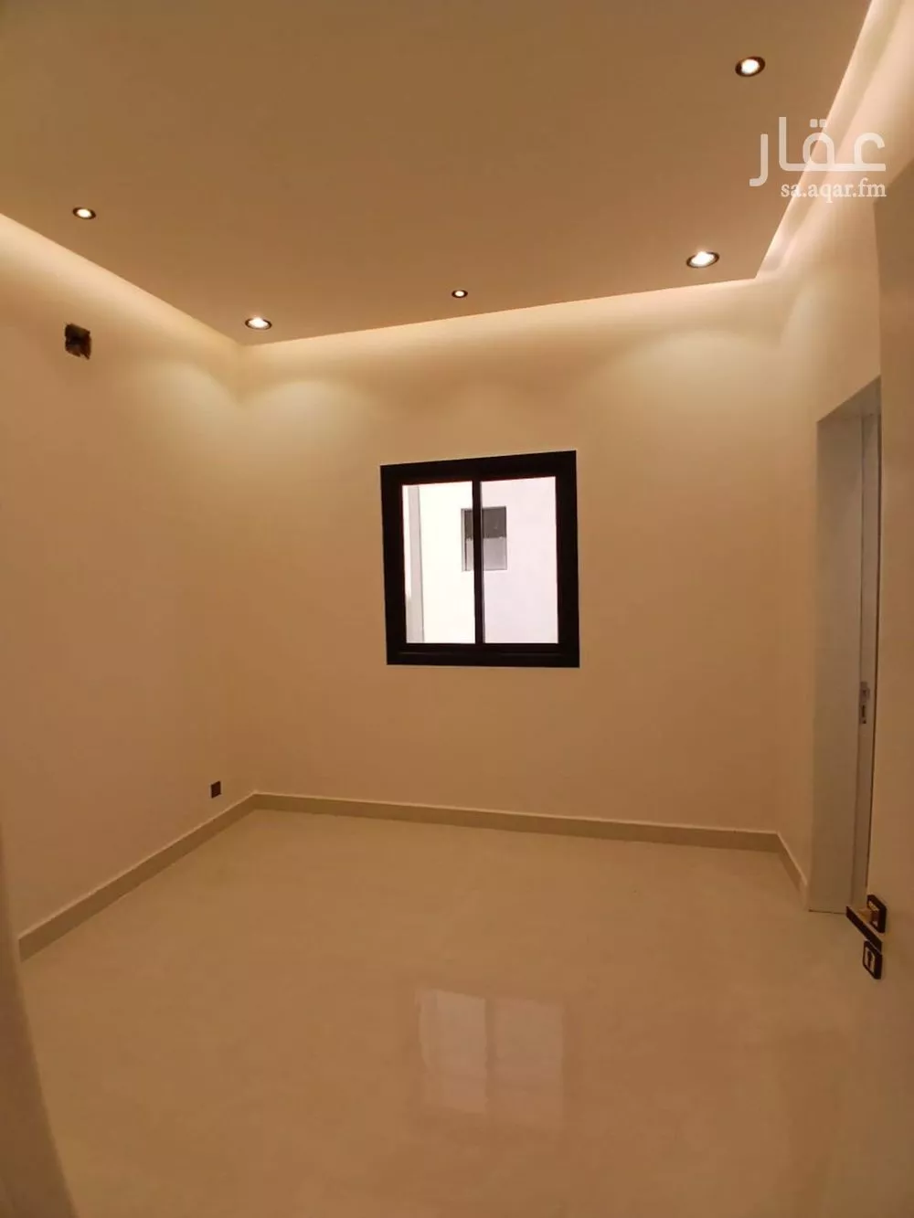 5 bedroom villa in Al Janadriyah 1