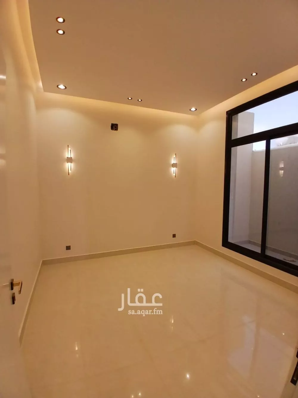 5 bedroom villa in Al Janadriyah 12