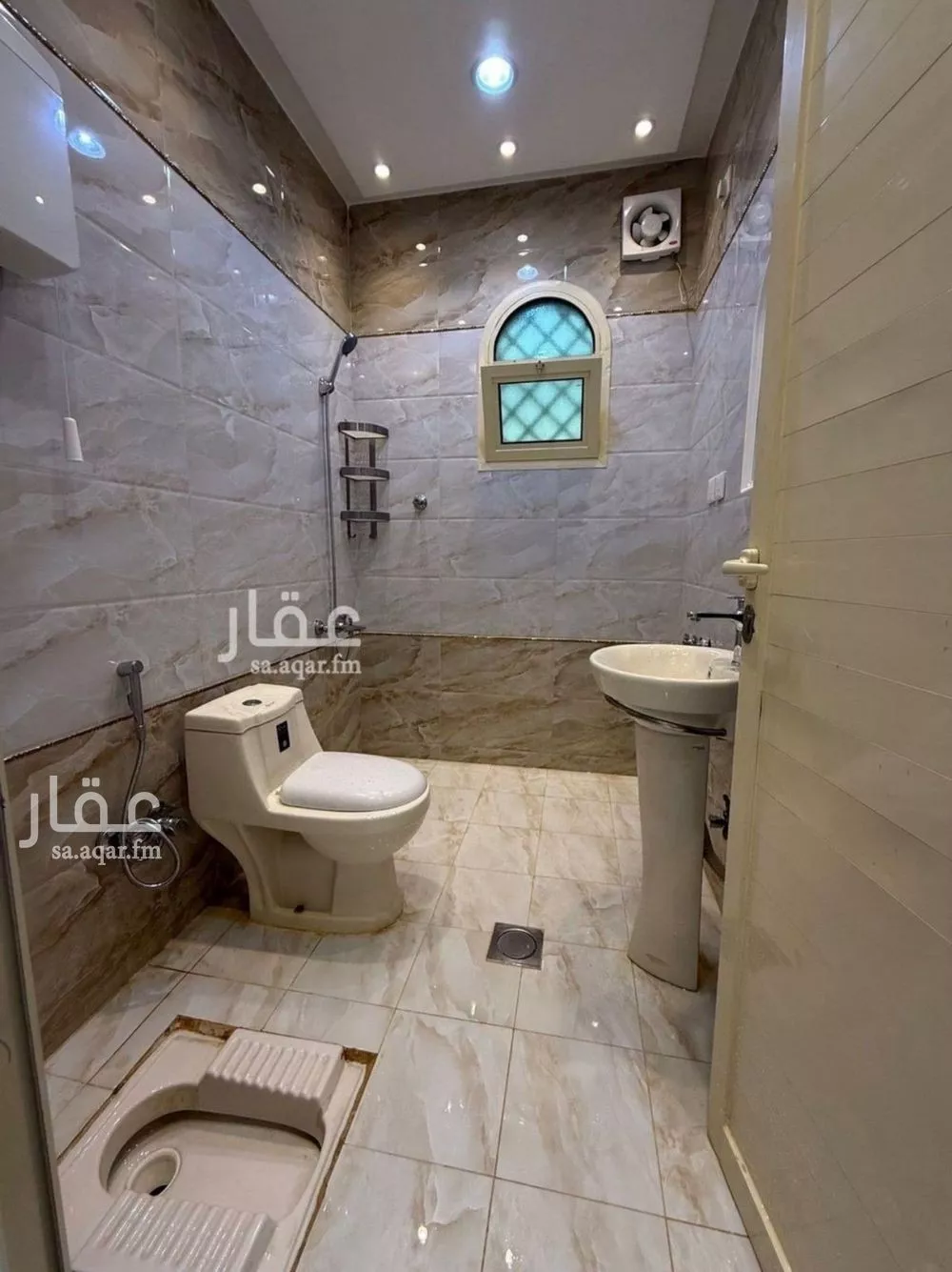 3 bedroom apartment in Al Narjis 5