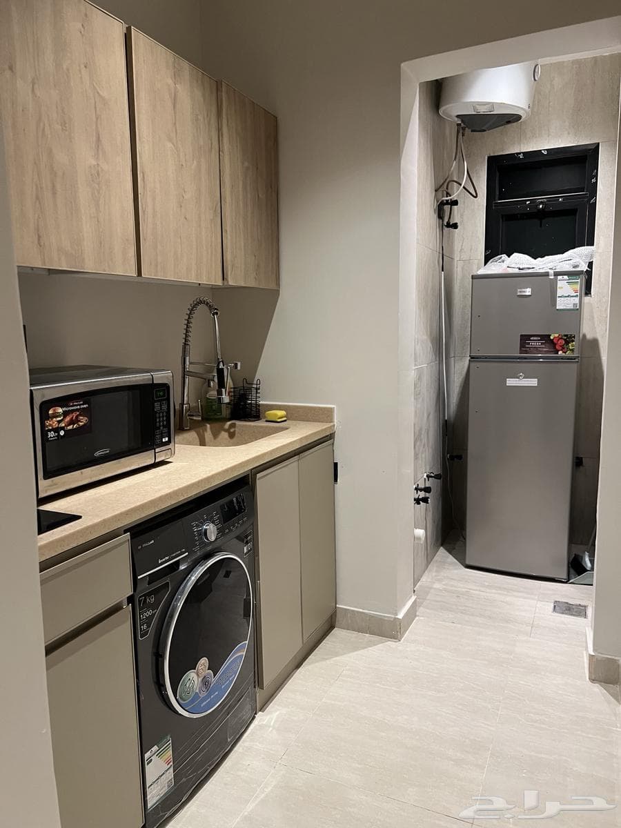 5 bedroom apartment in Al Hamra 3