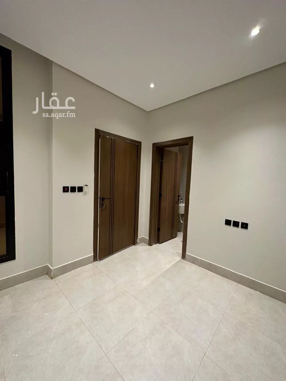 3 bedroom apartment in Al Hazm 6