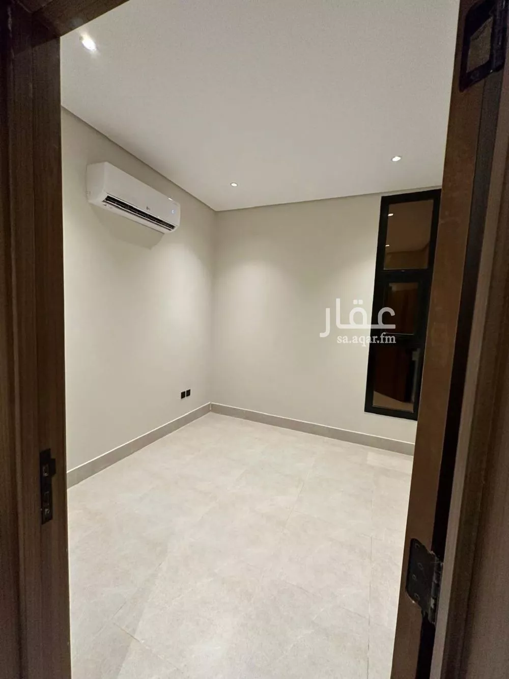 3 bedroom apartment in Al Hazm 9