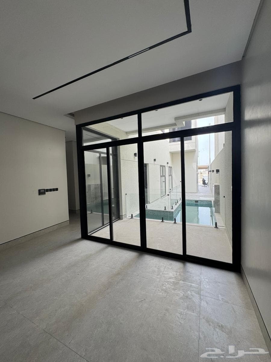 6 bedroom villa in As Saif 10
