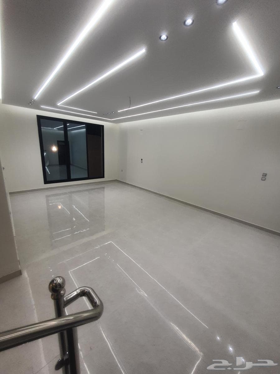 9 bedroom villa in Uhud 13