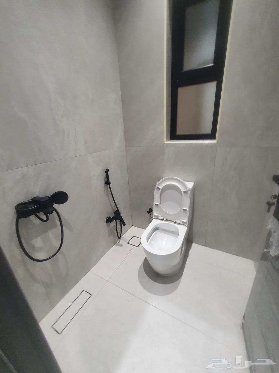 9 bedroom villa in Uhud 15