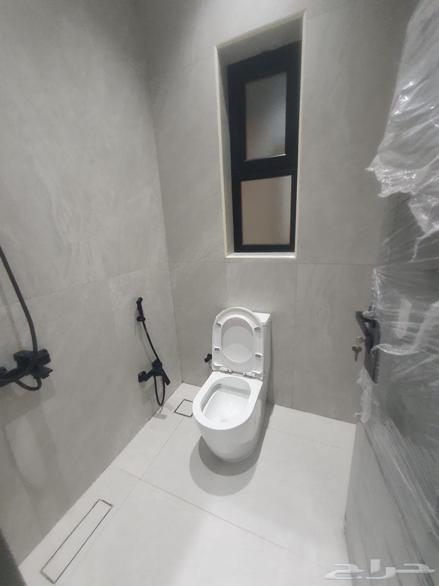 9 bedroom villa in Uhud 17