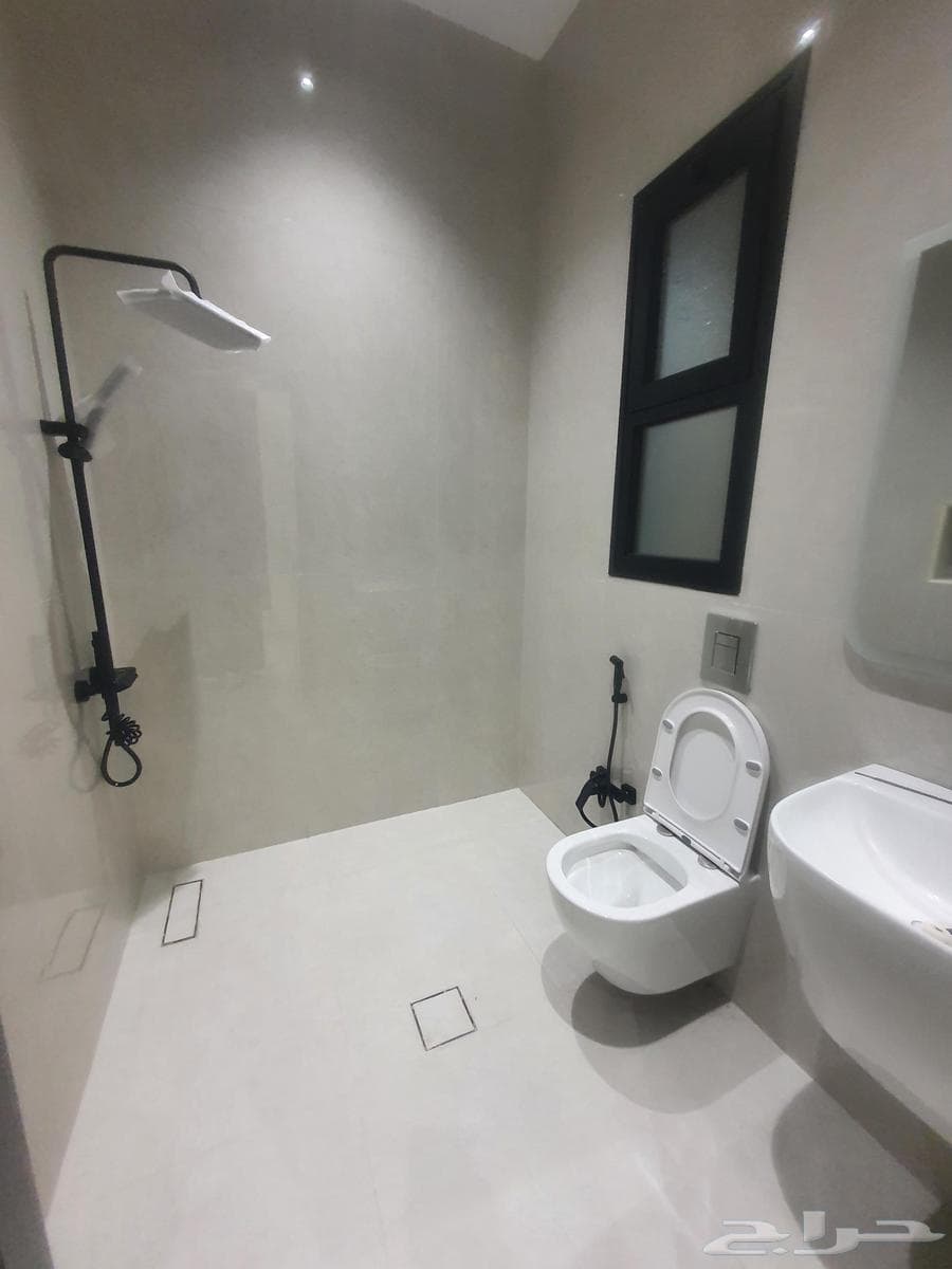 9 bedroom villa in Uhud 3