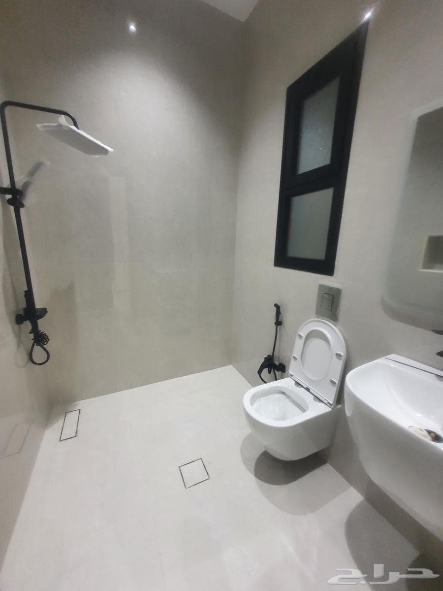 9 bedroom villa in Uhud 4