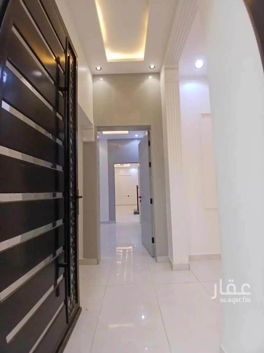 7 bedroom villa in Al Janadriyah 3