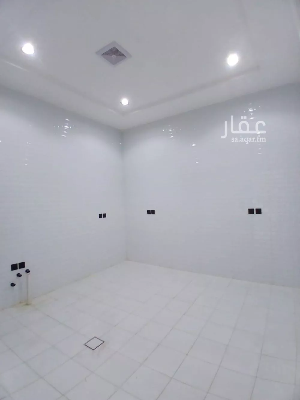 7 bedroom villa in Al Janadriyah 24