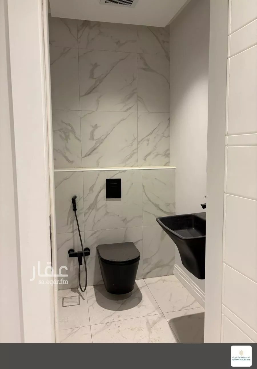 3 bedroom apartment in Al Malqa 16